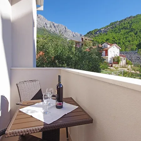 Semesterbostad Three-bedroom In