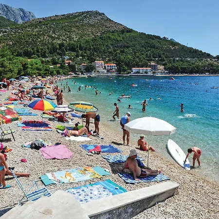 Three-bedroom In Semesterbostad Drvenik (Split-Dalmatia)